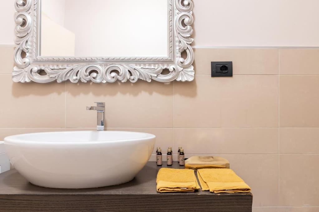 Apartmán Bezzi Flexyrent A.C. Wifi Milán Exteriér fotografie